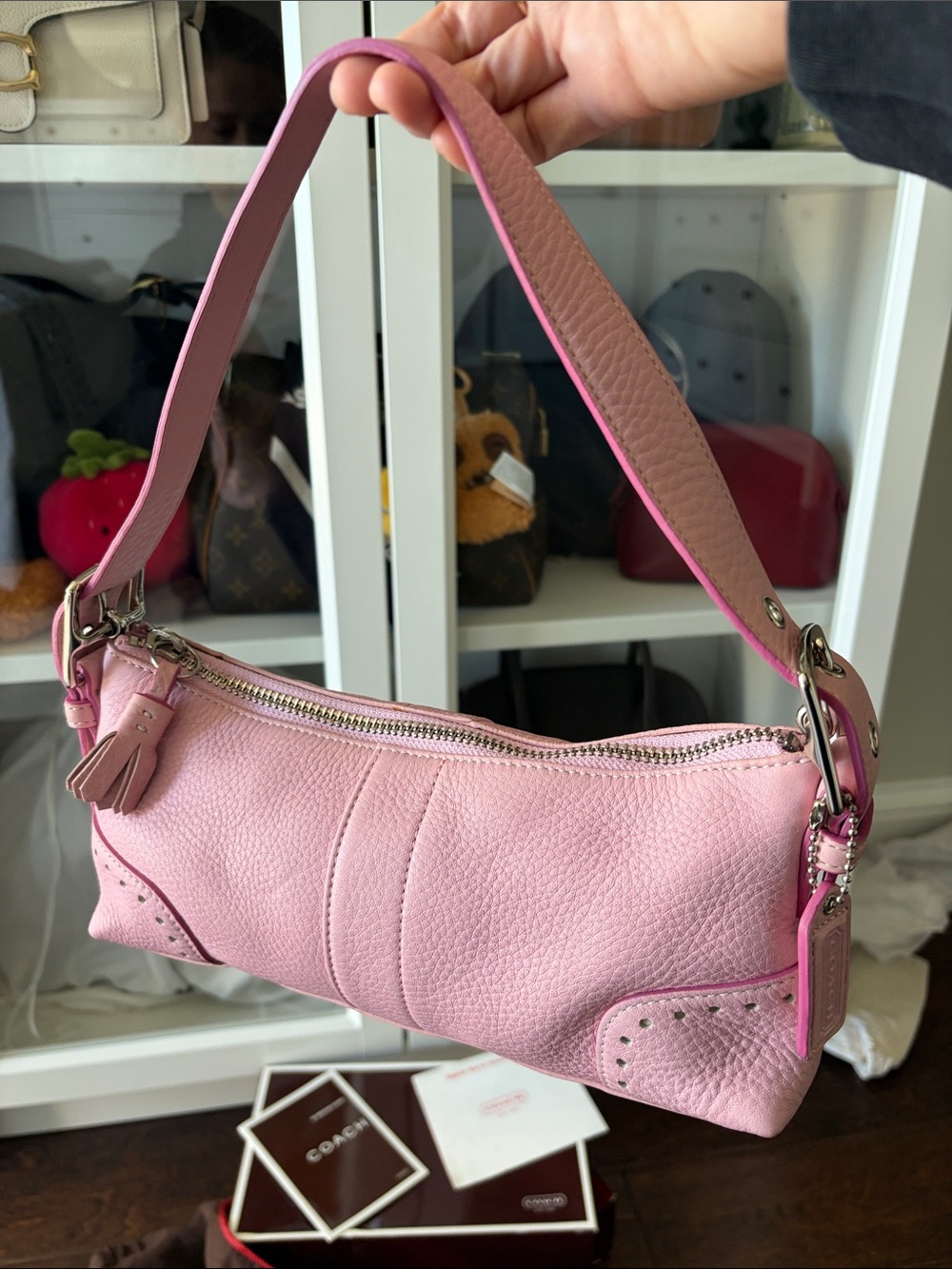 Y2K Coach 2004 Hampton Leather Blush Pink Demi Baguette Shoulder Bag No 5052